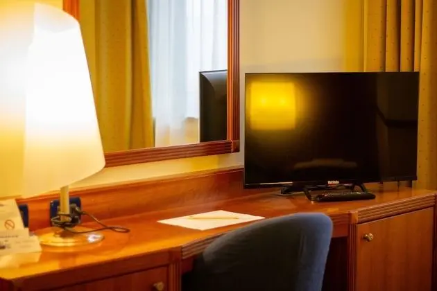 Standard Tek Büyük Yataklı Oda, 1 Çift Kişilik veya 2 Tek Kişilik Yatak (con letto supplementare)