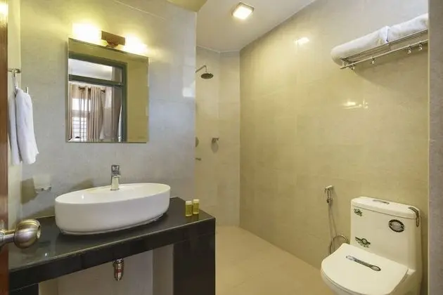 Deluxe Tek Büyük veya İki Ayrı Yataklı Oda, Balkon