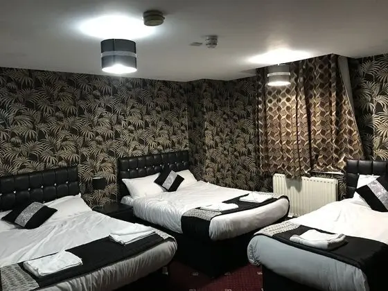 Süit, Banyolu/Duşlu