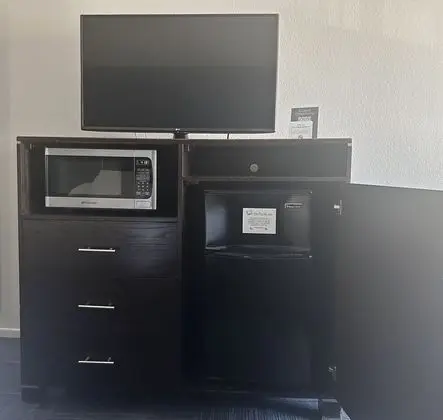 Deluxe, 2 Queen Beds, Balcony