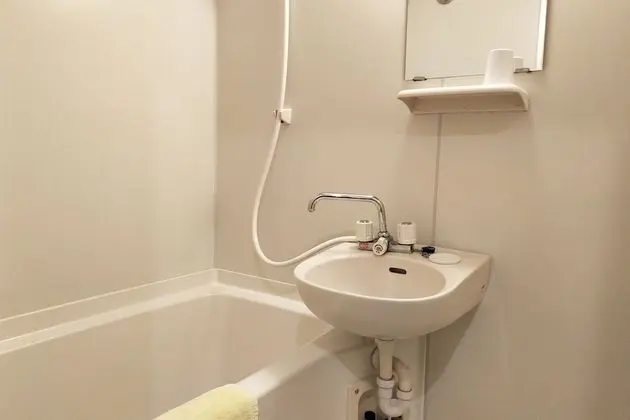 Tek Kişilik Oda, Sigara İçilebilir