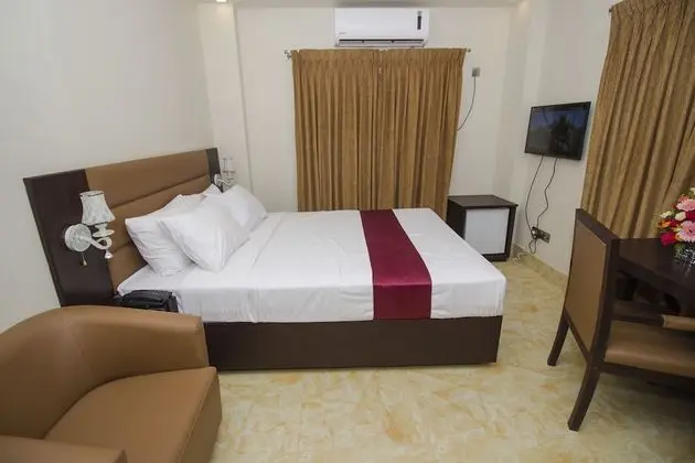 Deluxe Tek Büyük Yataklı Oda