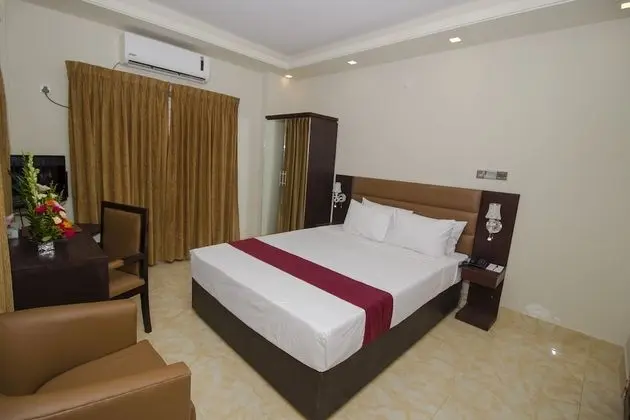 Deluxe Tek Büyük Yataklı Oda