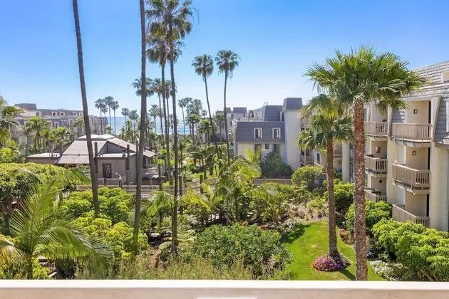 Ev, Birden Çok Yatak (Pacific Palms)