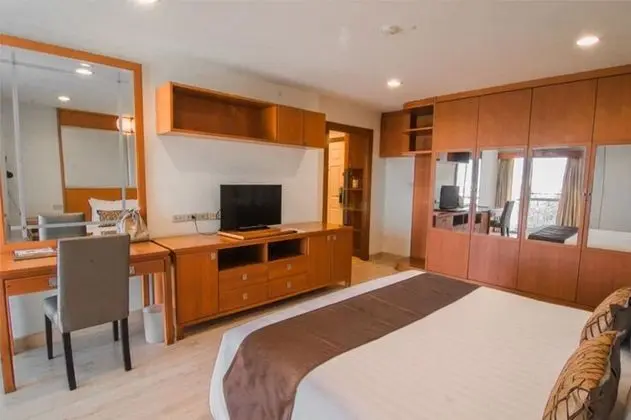 One Bedroom Suite
