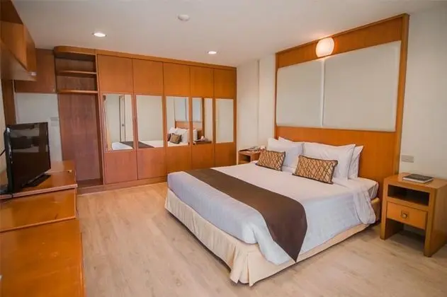 One Bedroom Suite