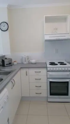 Standard Apart Daire, 2 Yatak Odası, Mutfak