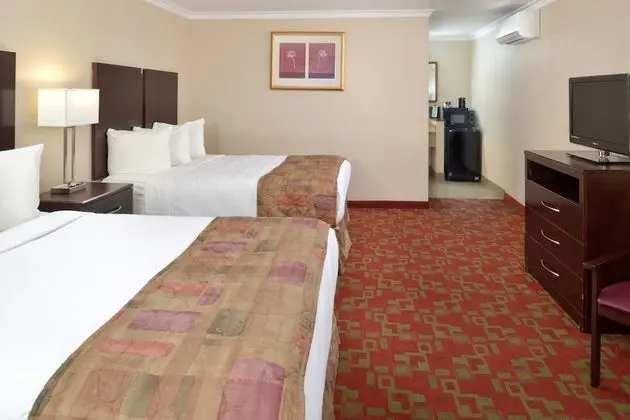 Comfort Oda, 2 Büyük (Queen) Boy Yatak, Buzdolabı ve Mikrodalga, Okyanus Manzaralı