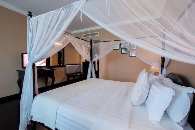 Colonial Double Room