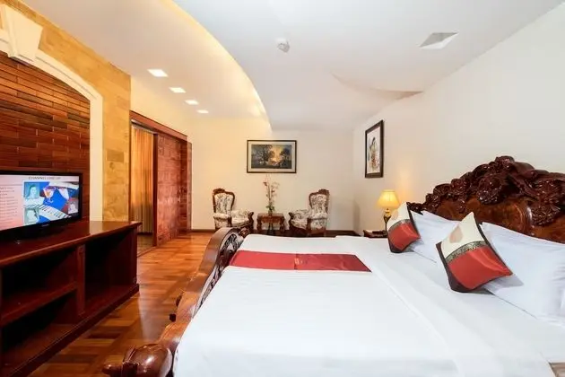 Pacific Suite