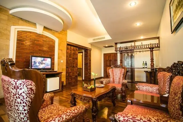 Pacific Suite