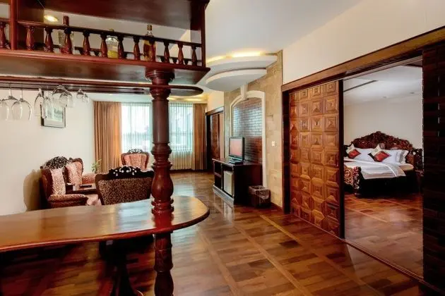 Pacific Suite