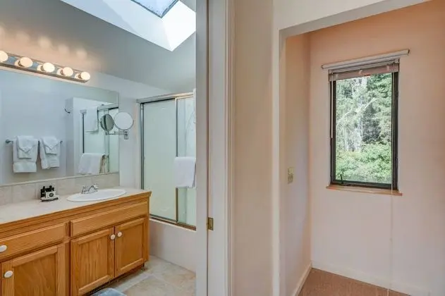 Ev, Birden Çok Yatak, Sıcak Su Havuzu, Okyanus Manzaralı