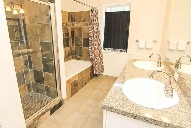 Ev, Birden Çok Yatak (Pacific Way Cottage)