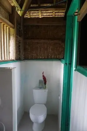 Tek Büyük Yataklı Oda, Özel Banyo, Deniz Manzaralı (Kubo Hut)