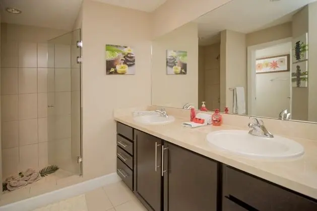 Luxury Daire, 1 En Büyük (King) Boy Yatak, Mutfak, Havuz Manzaralı