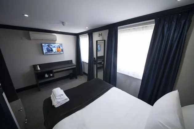 Deluxe Üç Kişilik Oda