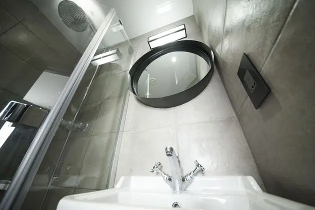 Deluxe Üç Kişilik Oda
