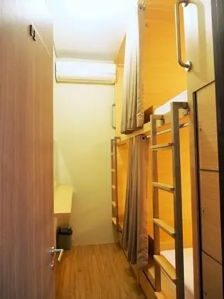 Mixed Dorm 2