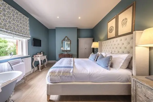 Comfort Tek Büyük Yataklı Oda