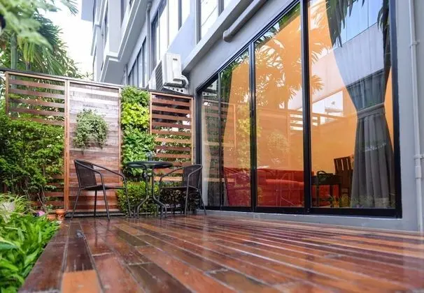 Dubleks, 2 Yatak Odası, Balkon, Bahçe Manzaralı