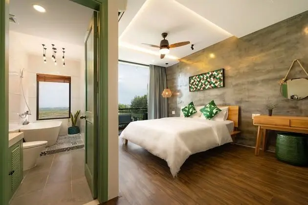Deluxe Tek Büyük Yataklı Oda, Balkon