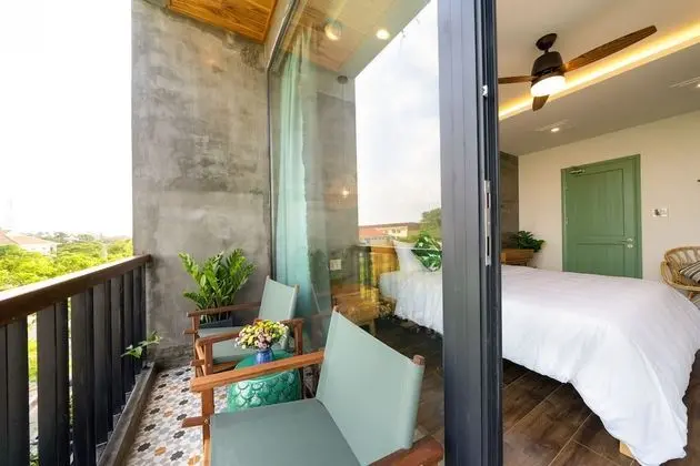 Deluxe Tek Büyük Yataklı Oda, Balkon