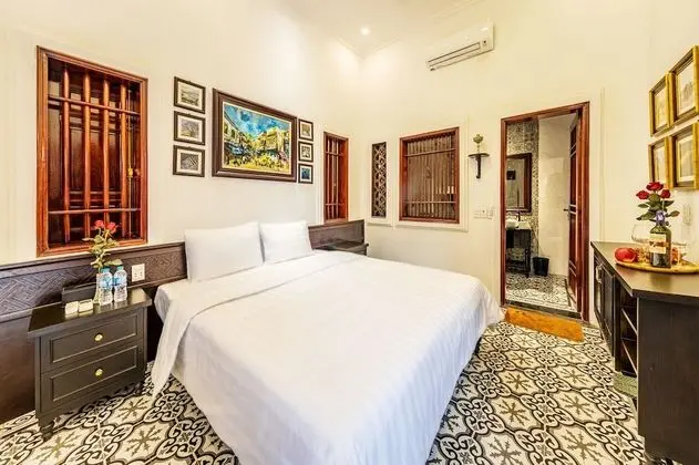 Deluxe Tek Büyük Yataklı Oda, Avlu