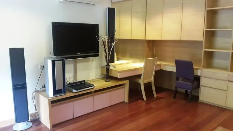 Apart Daire, Küçük Mutfak, Havuz Kenarı