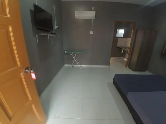 Basic Tek Büyük Yataklı Oda