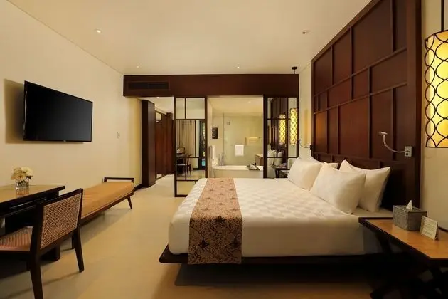 Deluxe Lagoon View Room