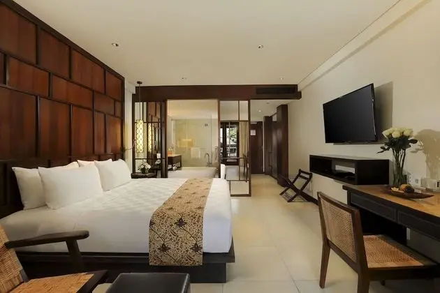 Deluxe Lagoon View Room