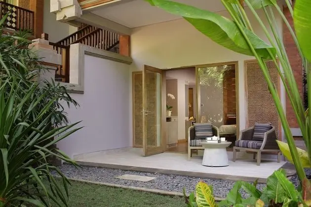 Garden Club Chalet