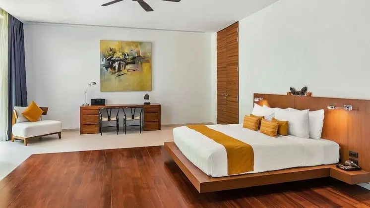 Luxury Villa, 4 Yatak Odası, Kişiye Özel Havuzlu, Koy Manzaralı
