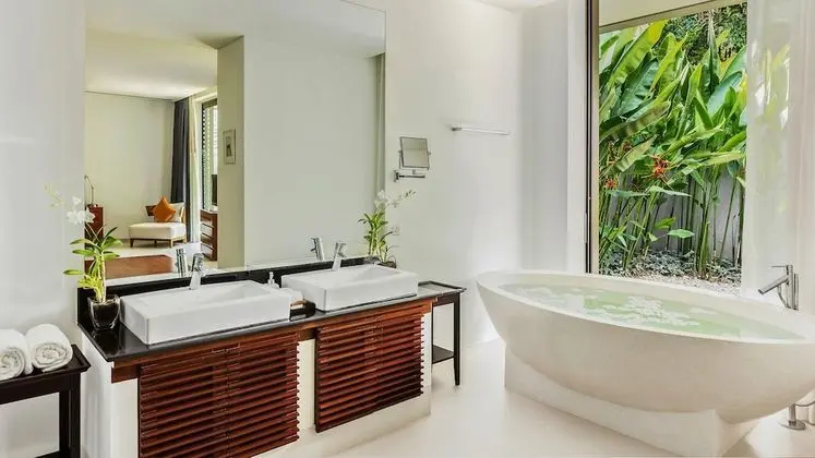 Luxury Villa, 4 Yatak Odası, Kişiye Özel Havuzlu, Koy Manzaralı