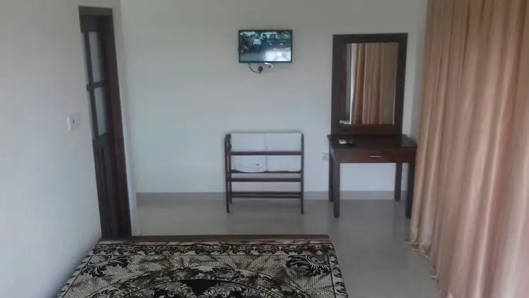 Basic Tek Büyük Yataklı Oda, 4 Yatak Odası