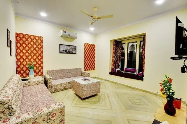 Grand Tek Büyük Yataklı Oda (Grand Pool Villa)