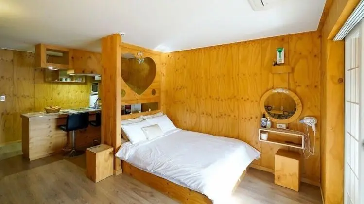 Oda (Deulkkot/couple)