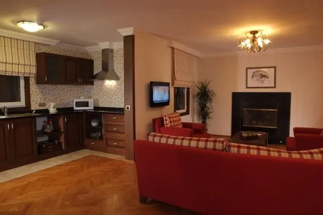 Villa, Havuz Manzaralı