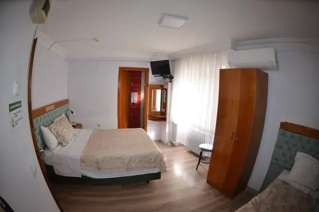 Standard Tek Büyük Yataklı Oda