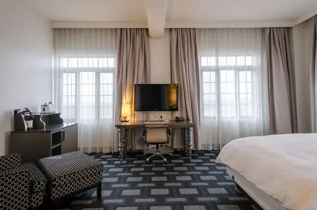 Bir En Büyük (King) Boy Yataklı (Maverick Room)