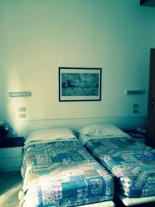 Economy Tek Büyük veya İki Ayrı Yataklı Oda
