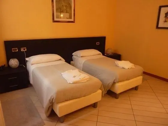 İki Ayrı Yataklı Oda
