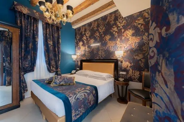 Basic Tek Büyük Yataklı Oda, Zemin Kat (Internal Courtyard)