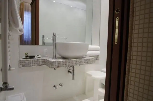 Basic Tek Büyük Yataklı Oda, Zemin Kat (Internal Courtyard)