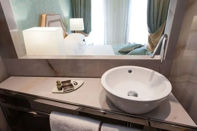 Tek Büyük Yataklı Oda, Lagün Manzaralı (Charming)