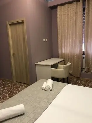 Üç Kişilik Oda
