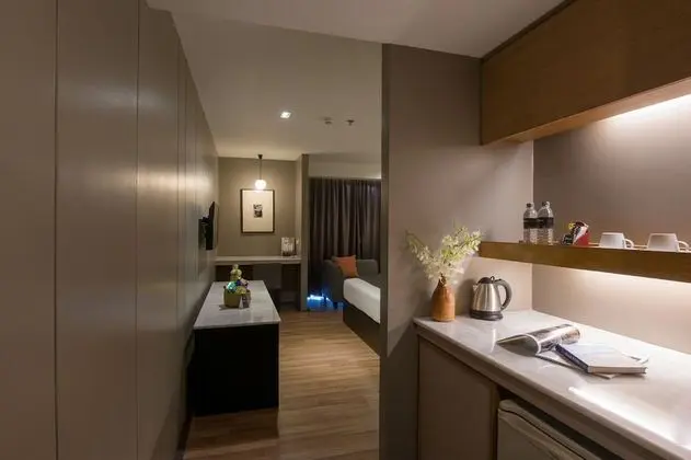 Grand Deluxe Room with Twin Bed