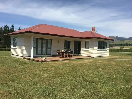Deluxe Kır Evi