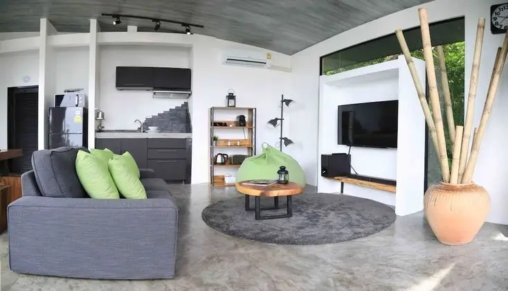 1-Bedroom Pool Villa (Green)